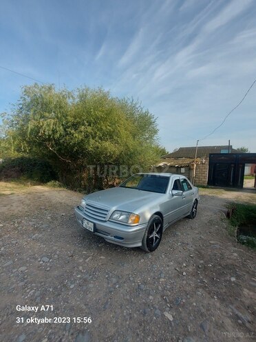 Mercedes C 230 1998, 250,000 km - 2.3 l - Füzuli