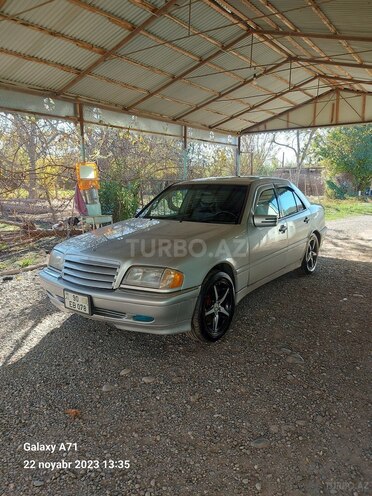 Mercedes C 230 1998, 250,000 km - 2.3 l - Füzuli