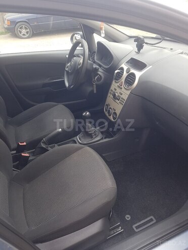 Opel Corsa 2009, 250,000 km - 1.3 l - Bakı