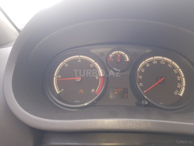 Opel Corsa 2009, 250,000 km - 1.3 l - Bakı