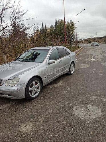 Mercedes C 240 2001, 202,000 km - 2.6 л - Bakı