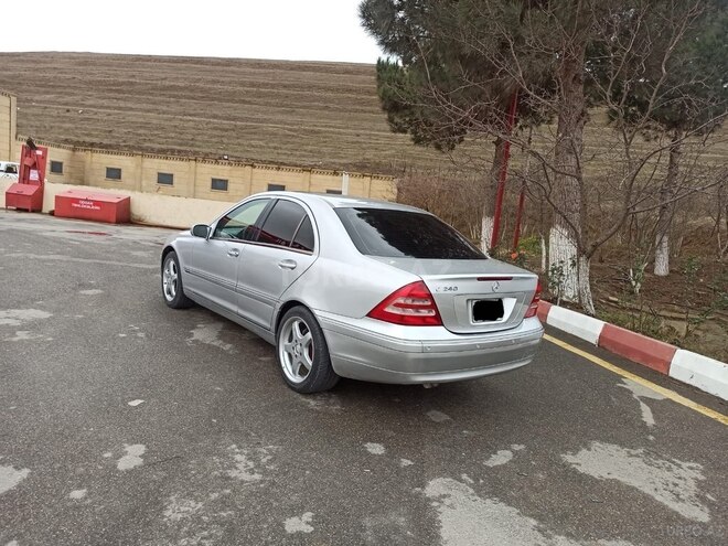 Mercedes C 240 2001, 202,000 km - 2.6 л - Bakı