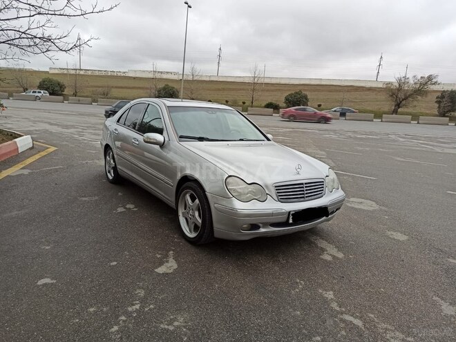 Mercedes C 240 2001, 202,000 km - 2.6 л - Bakı