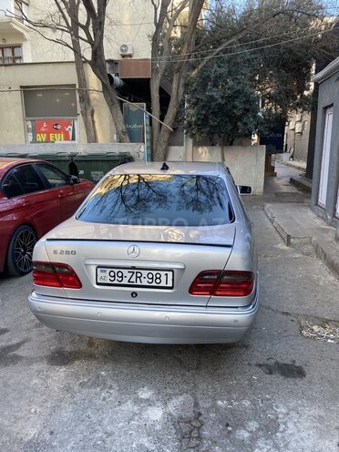 Mercedes E 280 1998, 288,970 km - 2.8 l - Bakı