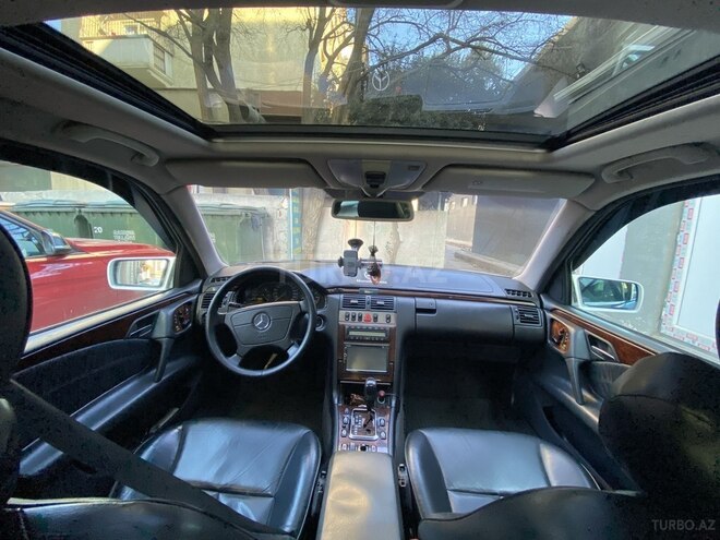 Mercedes E 280 1998, 288,970 km - 2.8 l - Bakı