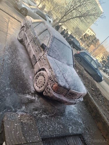 Mercedes 190 1992, 280,000 km - 2.0 l - Bakı
