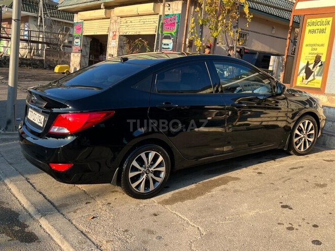 Hyundai Accent 2015, 212,800 km - 1.6 л - Bakı