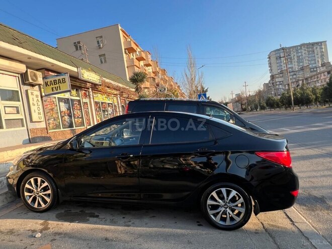 Hyundai Accent 2015, 212,800 km - 1.6 л - Bakı