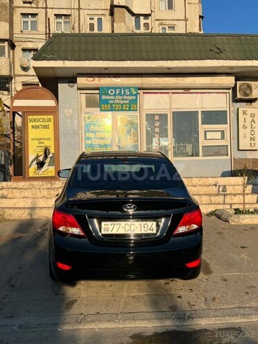 Hyundai Accent 2015, 212,800 km - 1.6 л - Bakı
