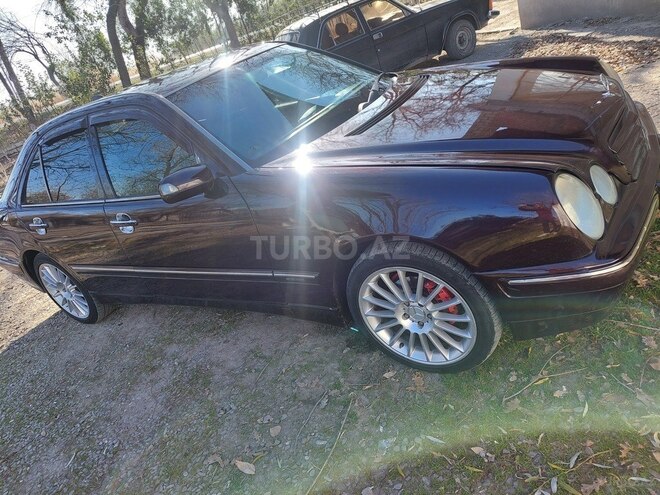 Mercedes E 200 2001, 396,773 km - 2.0 л - Göyçay