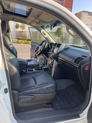 Toyota Prado 2013, 184,000 km - 2.7 l - Bakı