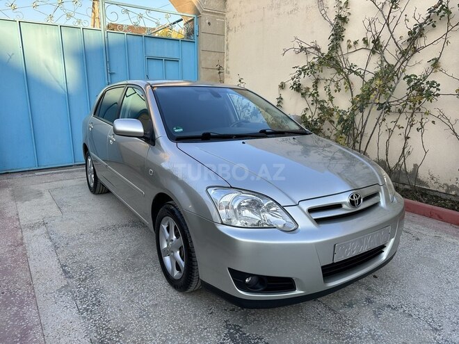 Toyota Corolla 2005, 214,000 km - 1.4 l - Sumqayıt