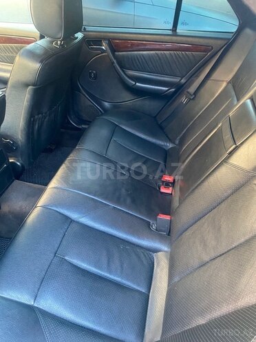 Mercedes C 240 1999, 320,000 km - 2.4 l - Bakı