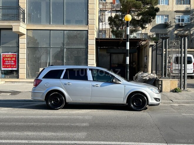 Opel Astra 2010, 230,000 km - 1.3 l - Bakı