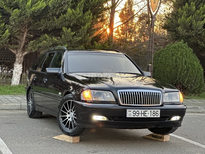 Mercedes C 220 1999, 450,000 km - 2.2 л - Saatlı