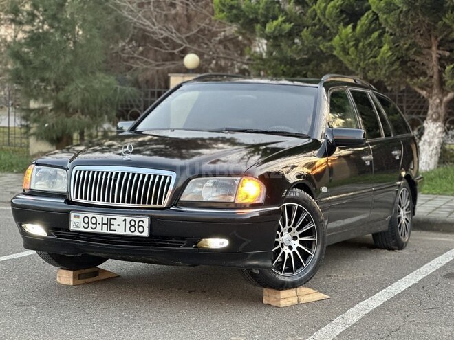 Mercedes C 220 1999, 450,000 km - 2.2 л - Saatlı