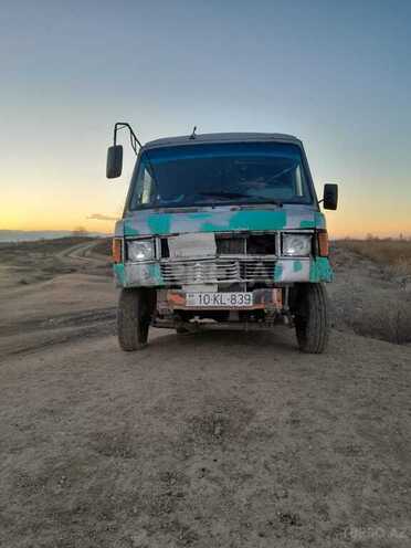 Mercedes 208 D 1985, 560,965 km - 2.3 l - Bərdə