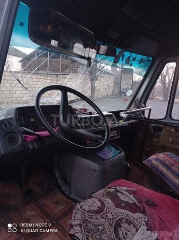 Mercedes 208 D 1985, 560,965 km - 2.3 l - Bərdə