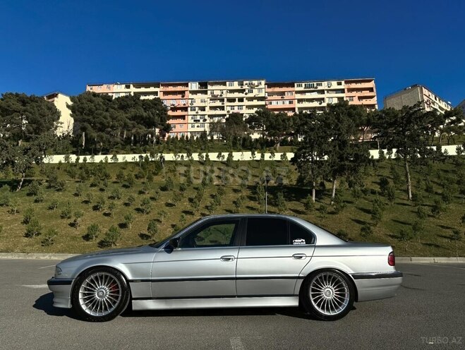 BMW 735 2001, 258,000 km - 3.5 l - Bakı
