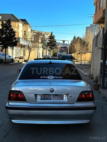 BMW 735 2001, 258,000 km - 3.5 l - Bakı