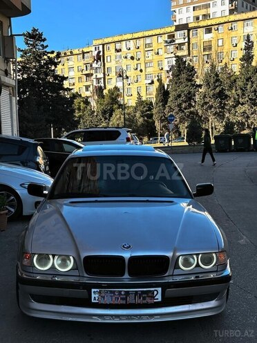 BMW 735 2001, 258,000 km - 3.5 l - Bakı