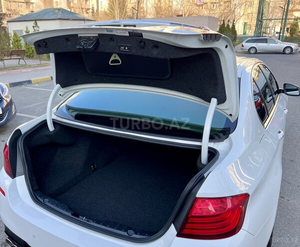 BMW 520 2015, 225,000 km - 2.0 l - Bakı