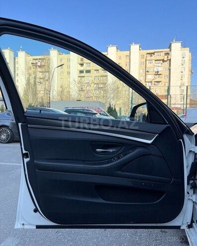 BMW 520 2015, 225,000 km - 2.0 l - Bakı