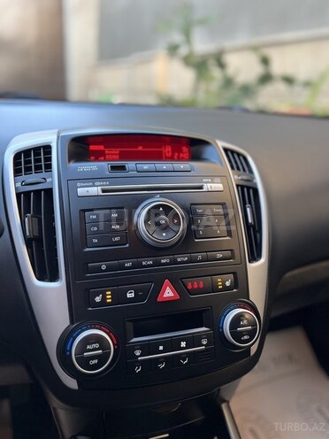 Kia Ceed 2010, 188,000 km - 1.6 л - Bakı