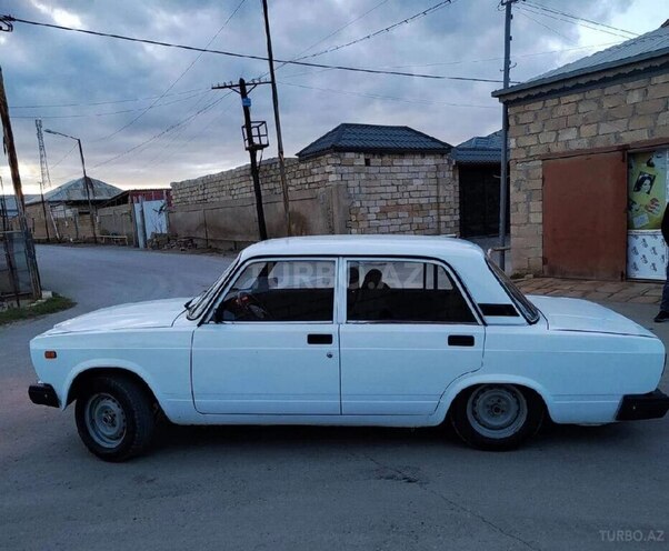 LADA (VAZ) 2107 2005, 126,000 km - 1.6 л - Bakı