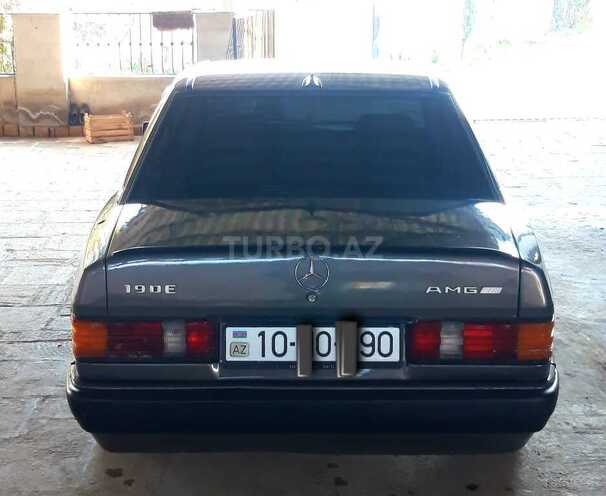 Mercedes 190 1992, 460,000 km - 1.8 l - Salyan