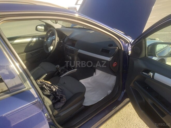 Opel Astra 2005, 280,000 km - 1.4 l - Bakı