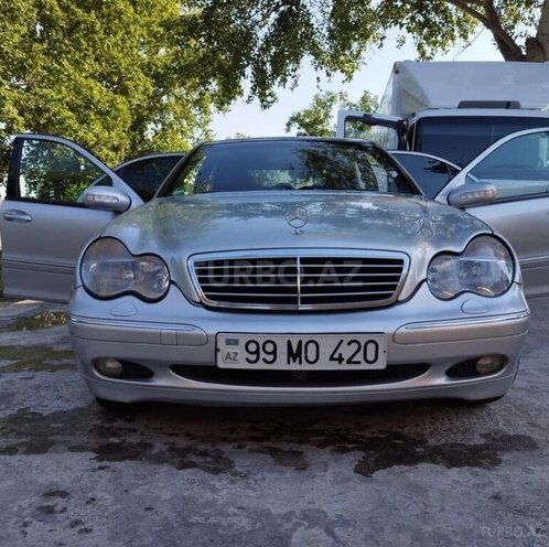 Mercedes C 200 2001, 287,000 km - 2.0 l - Qəbələ
