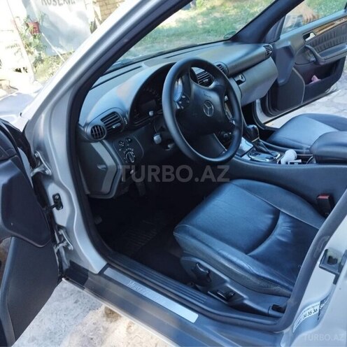 Mercedes C 200 2001, 287,000 km - 2.0 l - Qəbələ
