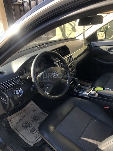 Mercedes E 250 2010, 149,000 km - 1.8 l - Bakı