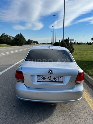 Volkswagen Polo 2014, 242,000 km - 1.6 л - Bakı