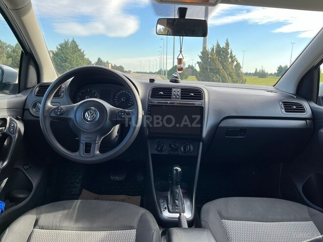 Volkswagen Polo 2014, 242,000 km - 1.6 л - Bakı