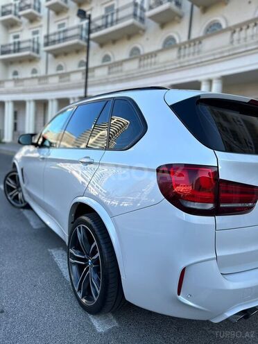 BMW X5 M 2015, 100,000 km - 4.4 л - Bakı