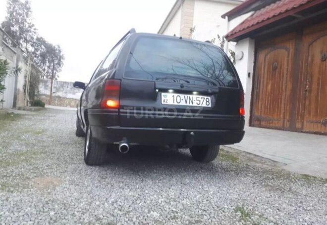 Opel Astra 1996, 450,000 km - 1.6 l - Bakı