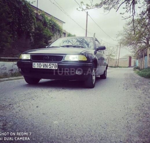Opel Astra 1996, 450,000 km - 1.6 l - Bakı