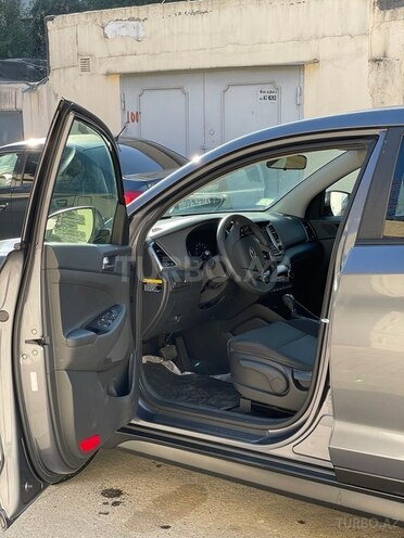 Hyundai Tucson 2017, 24,373 km - 2.0 l - Bakı