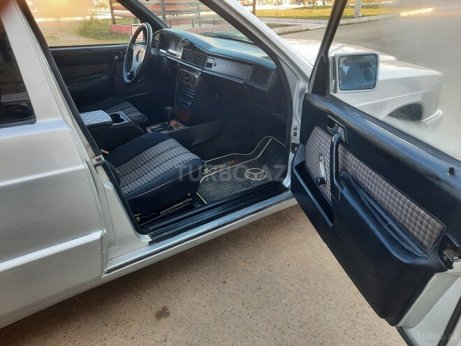 Mercedes 190 1992, 386,000 km - 1.8 l - Cəlilabad
