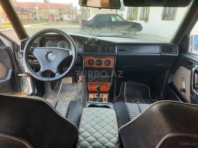 Mercedes 190 1992, 386,000 km - 1.8 l - Cəlilabad