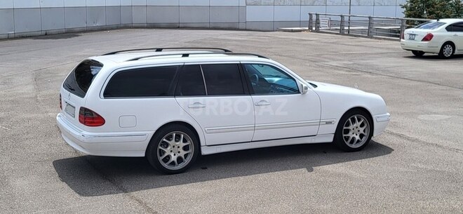 Mercedes E 260 2001, 346,000 km - 2.6 l - Bakı