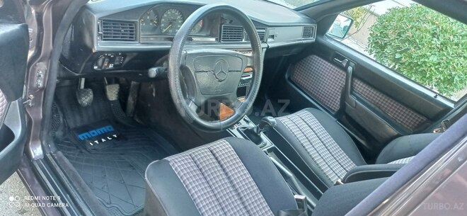 Mercedes 190 1992, 241,512 km - 2.0 л - Sumqayıt