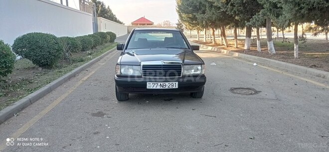 Mercedes 190 1992, 241,512 km - 2.0 л - Sumqayıt