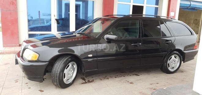 Mercedes C 180 2000, 337,000 km - 1.8 l - Biləsuvar