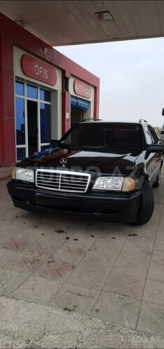 Mercedes C 180 2000, 337,000 km - 1.8 l - Biləsuvar