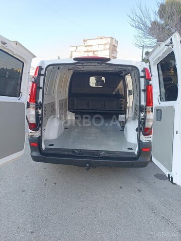 Mercedes Vito 115 2010, 168,000 km - 2.2 л - Bakı