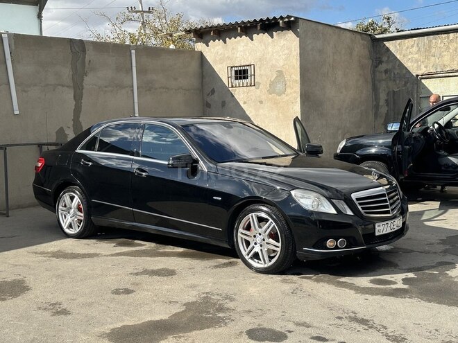 Mercedes E 220 2010, 300,000 km - 2.2 l - Bakı