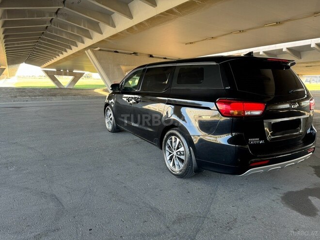 Kia Carnival 2018, 241,000 km - 2.2 l - Bakı